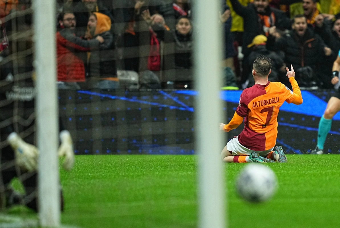 Kerem Aktürkoğlunun qolu UEFA Çempionlar Liqasında həftənin ən yaxşısı seçildi - FOTO/VİDEO